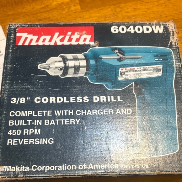 Makita Cordless Drill - Picture 1 of 4